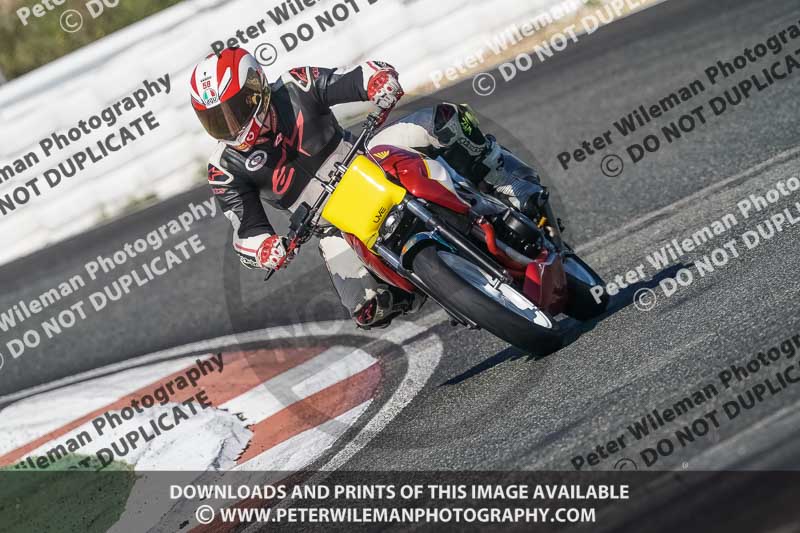 cadwell no limits trackday;cadwell park;cadwell park photographs;cadwell trackday photographs;enduro digital images;event digital images;eventdigitalimages;no limits trackdays;peter wileman photography;racing digital images;trackday digital images;trackday photos